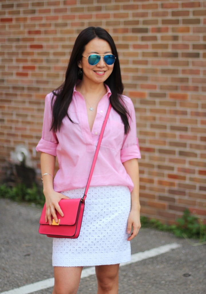 beach casual, Gap shirt, J.Crew Factory eyelet skirt, Target crossbody, red and white, spring colors