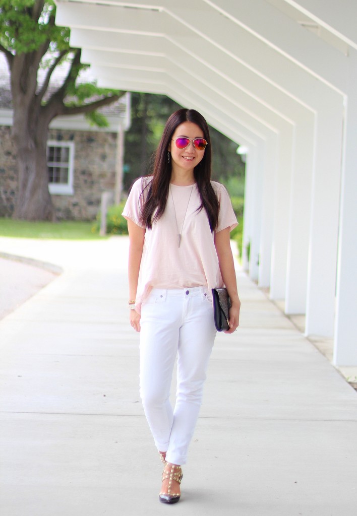 summer uniform, summer fashion, casual, white jeans, studded heels, pink tee, leopard clutch